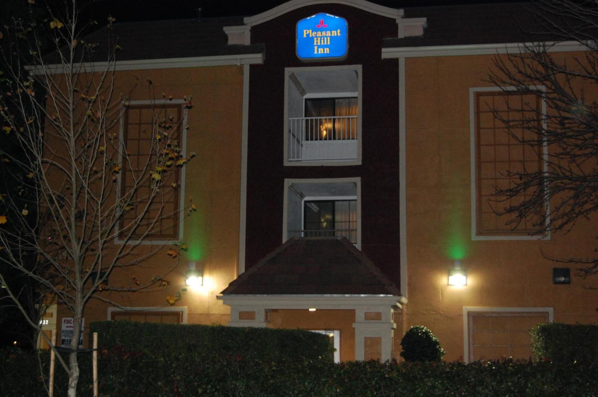 Pleasant Hill Inn מראה חיצוני תמונה