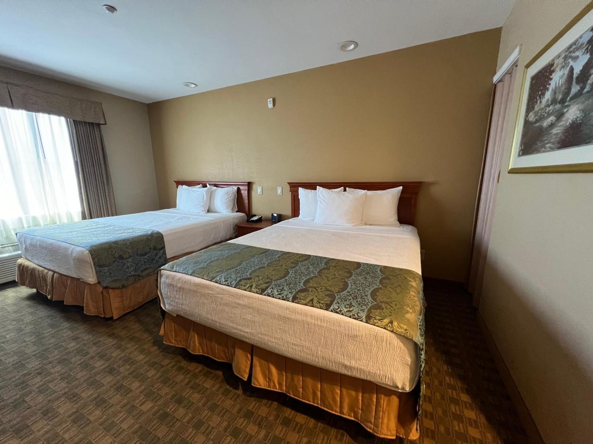 Pleasant Hill Inn מראה חיצוני תמונה